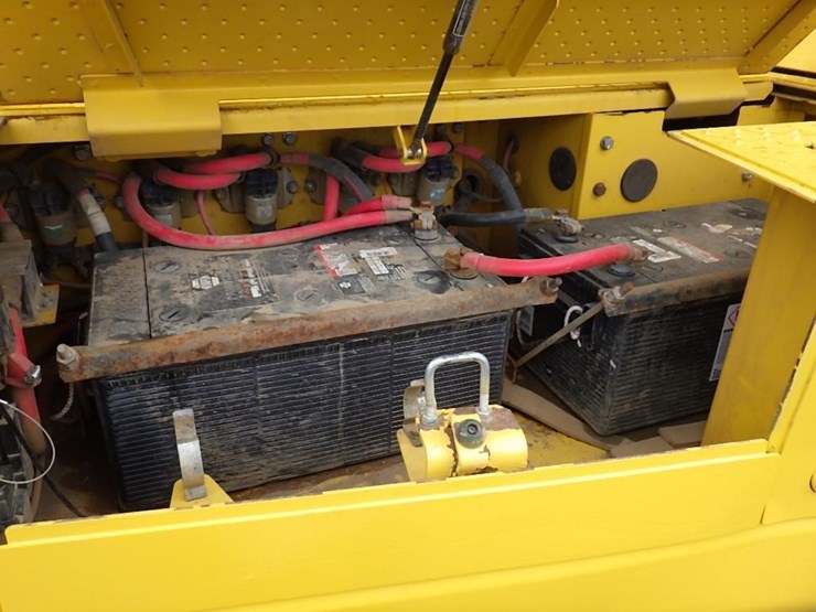 2016-komatsu-hm400-5-image-31