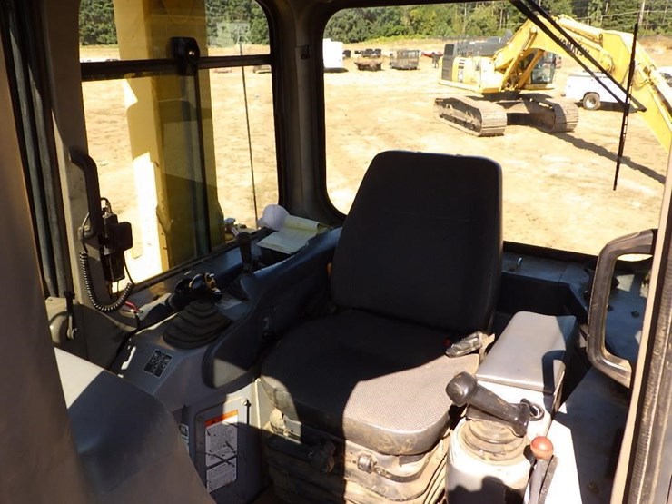 2004-komatsu-d275ax-5-image-53