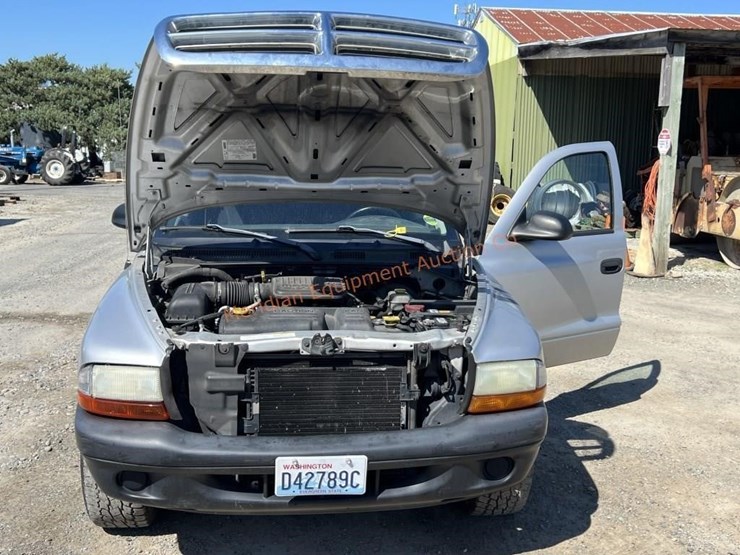 2004-dodge-dakota-image-23