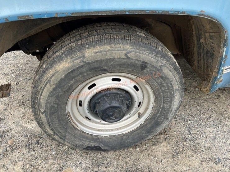 1977-chevrolet-c20-image-9