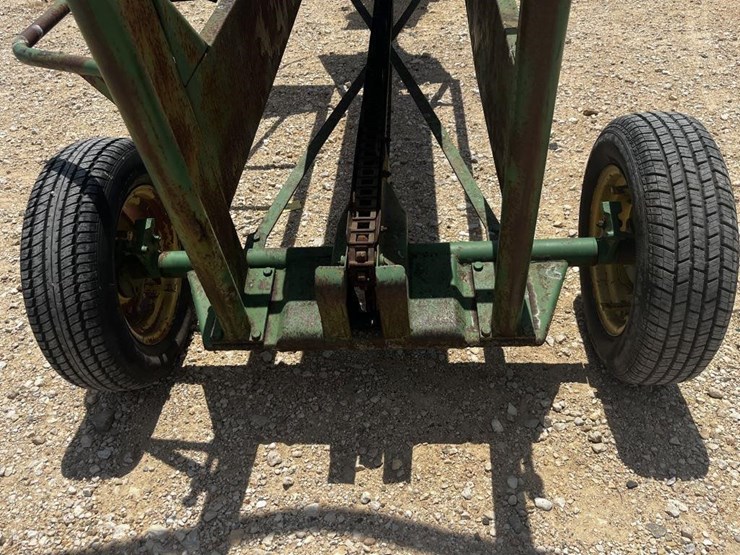l2---square-bale-loader-image-7