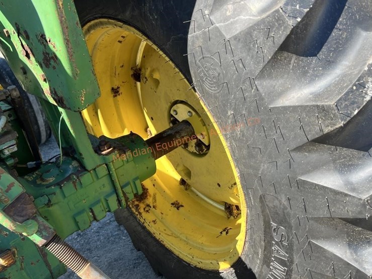 john-deere-2940-image-24