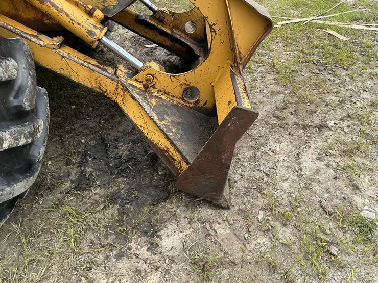 caterpillar-515-image-14