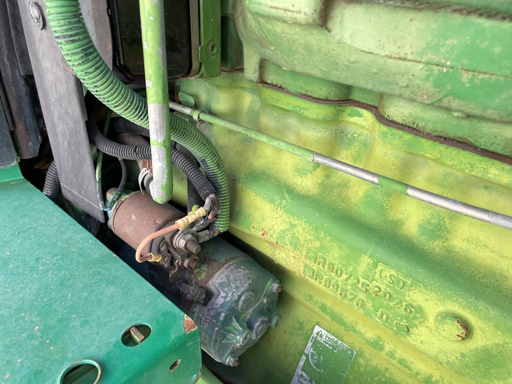 john-deere-3055-image-17