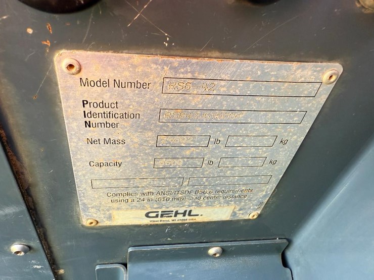 2015-gehl-rs6-42-image-51
