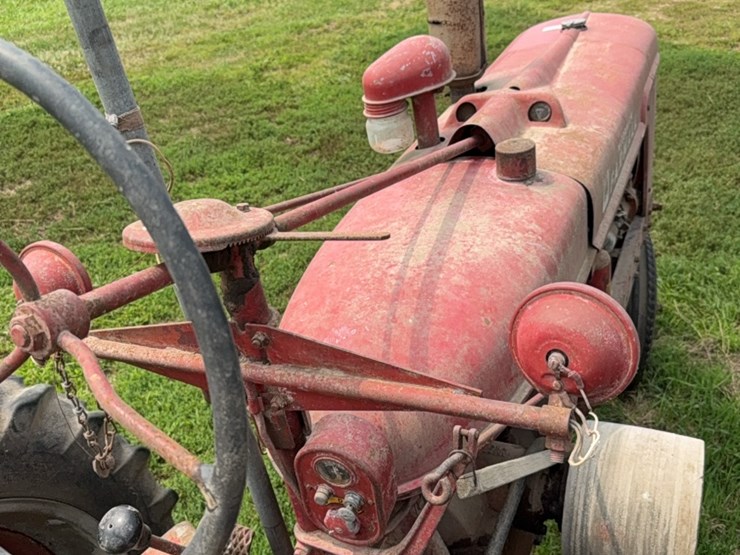 farmall-super-h-image-3