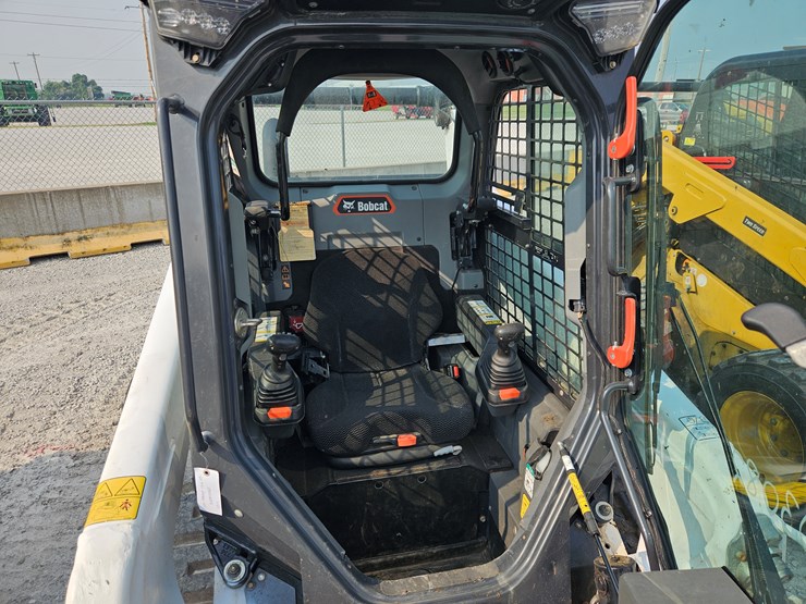 2020-bobcat-t66-image-7