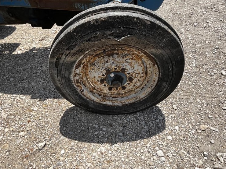 ford-3000-image-9