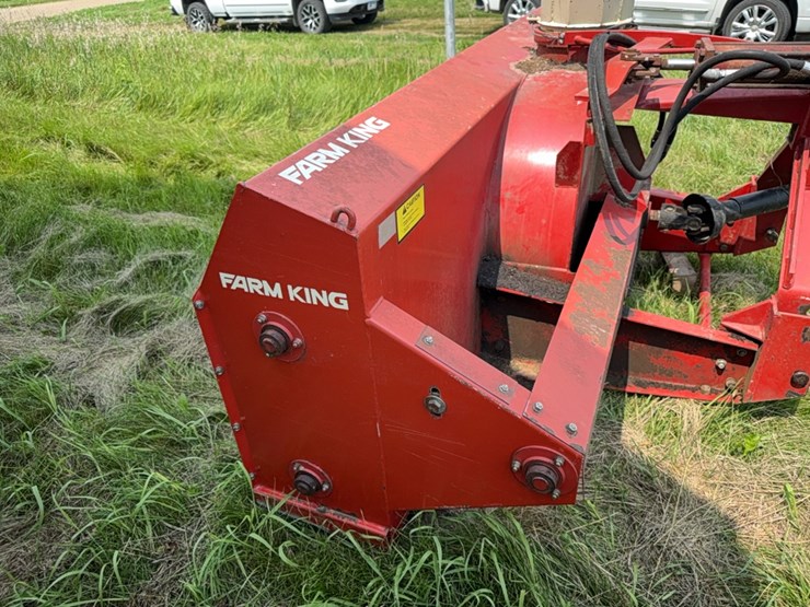 farm-king-8’-double-auger-snowblower,-540-pto,-hyd-spout,-3-pt-image-7