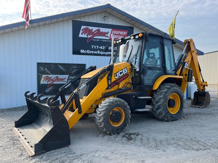 2022-jcb-3cx-image-3