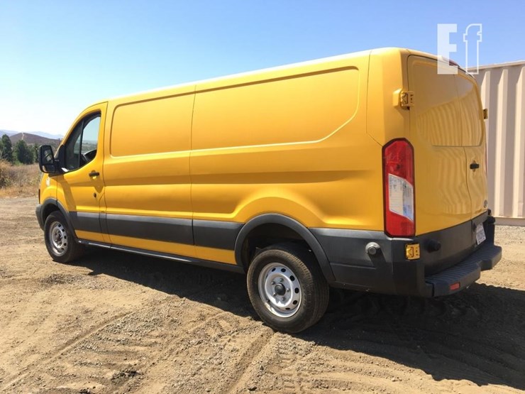 2016-ford-transit-image-4
