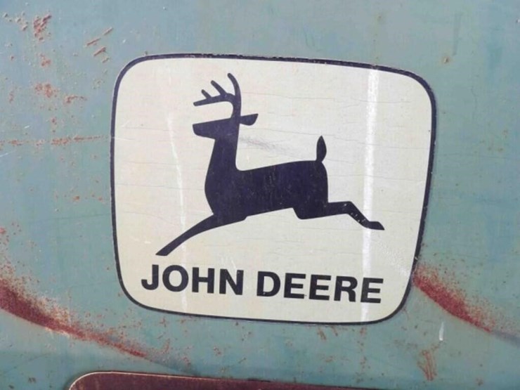 john-deere-8300-image-3