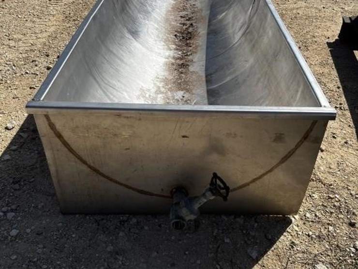 l3--stainless-steel-trough-image-1