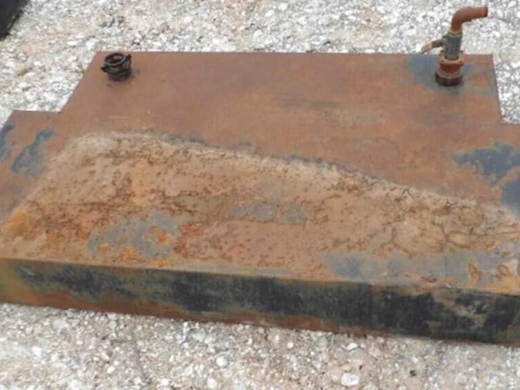 fuel-tank---5'-widest,-4'-wide,-more-image-2