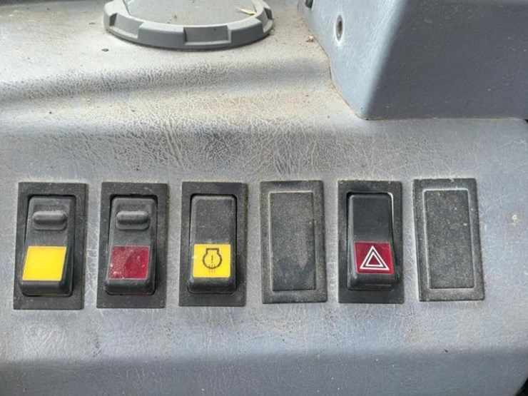 volvo-l120-image-91