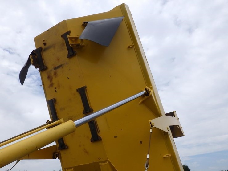 2016-komatsu-hm400-5-image-8