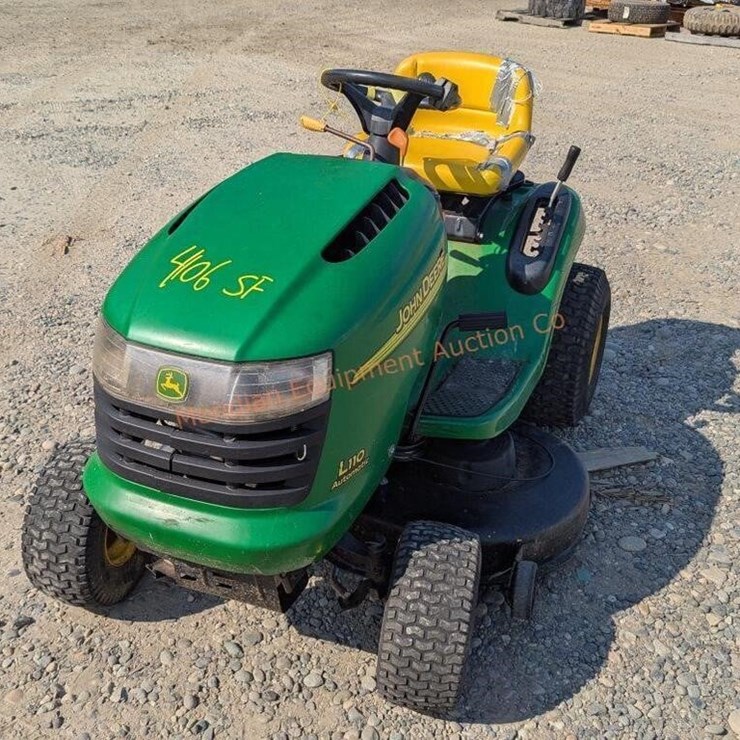 JOHN DEERE 110