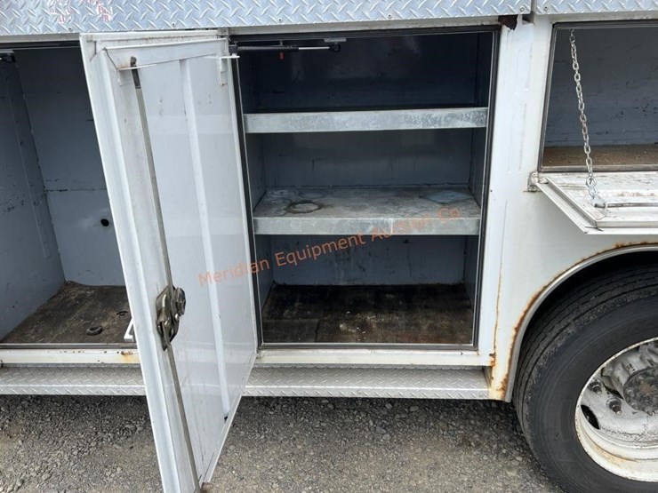 2004-gmc-topkick-c4500-image-27