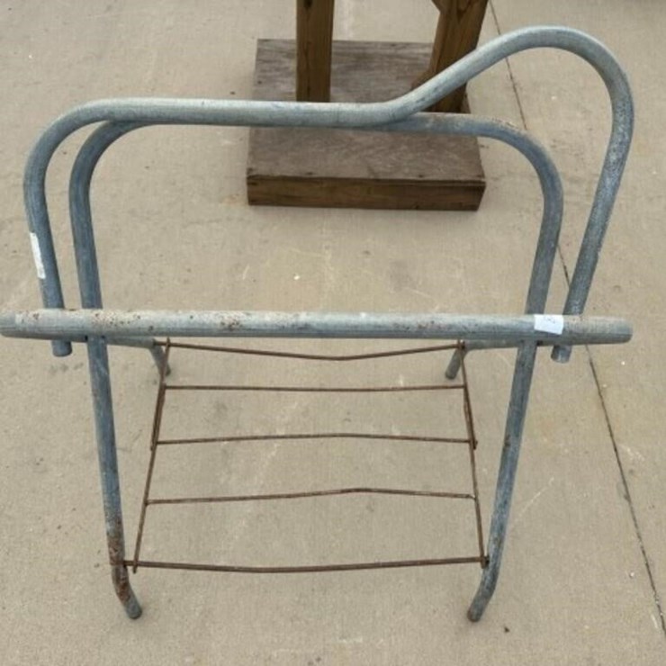 Folding Saddle Rack