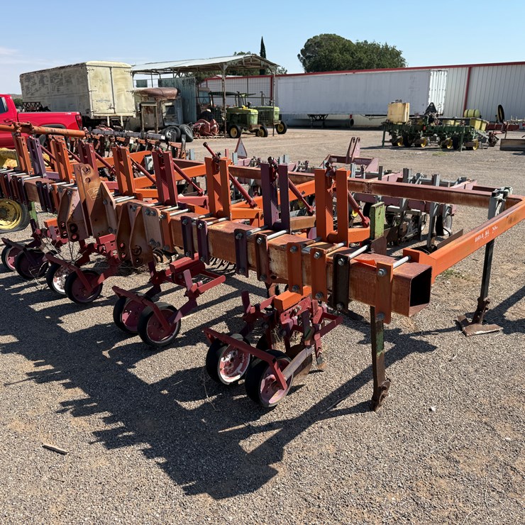 #9111 • David Koenig 4-Row Cultivator, 3-PT