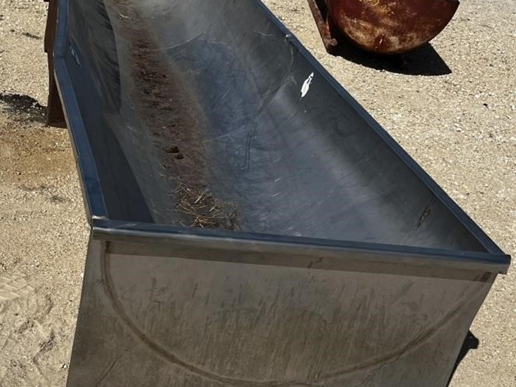 l3--stainless-steel-trough-image-2