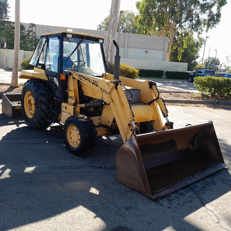 NEW HOLLAND 545D