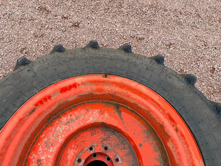 kubota-m110x-image-9