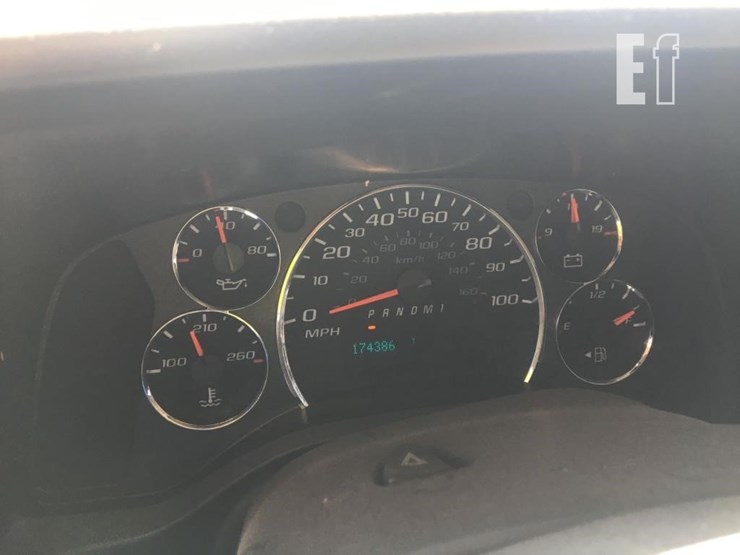 2010-chevrolet-express-56500-image-6