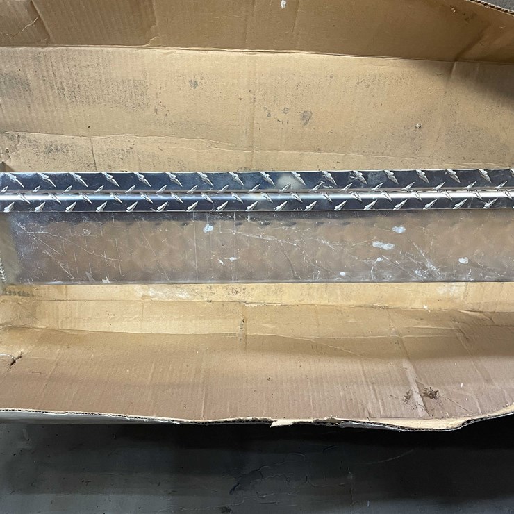 #2122 • 1988-1995 Running Board (PRLD)