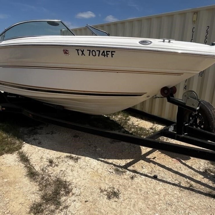 L3 - Boat Sea Ray 210