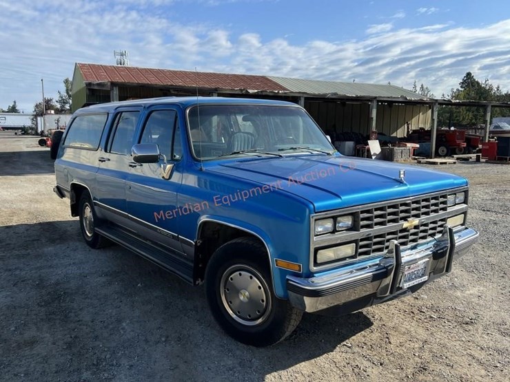 1991-chevrolet-suburban-image-7
