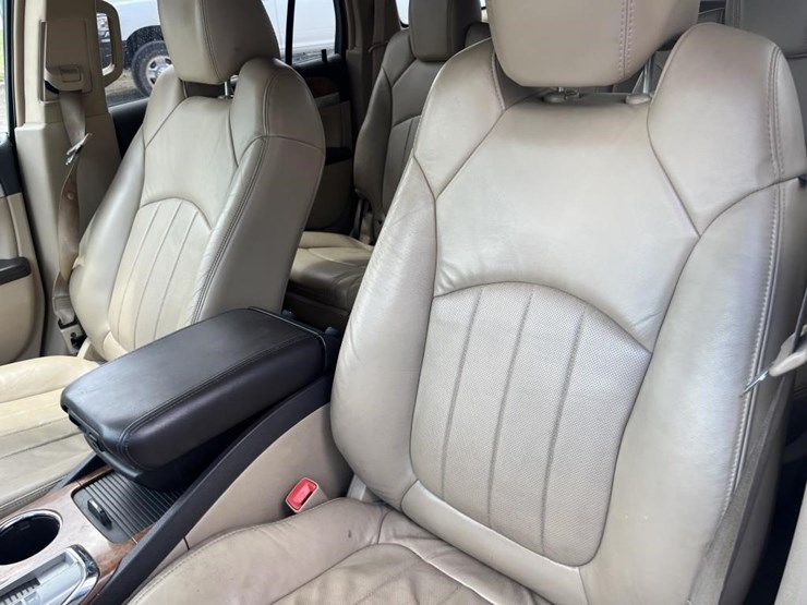 2009-buick-enclave-image-12