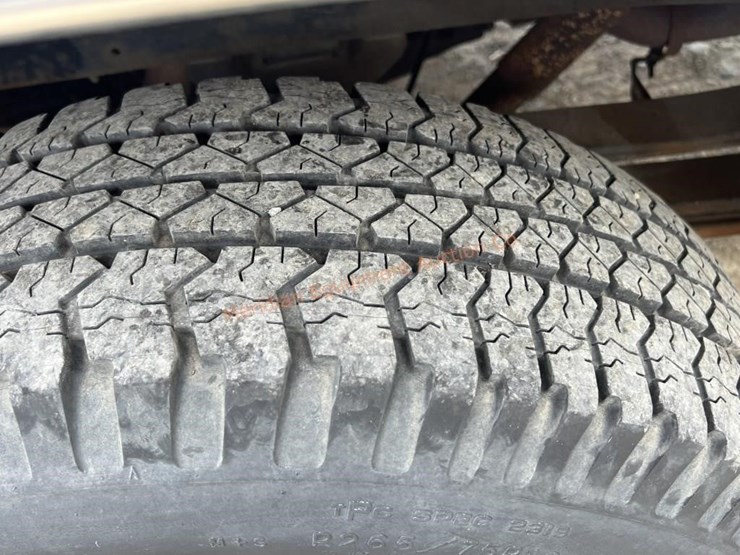 1990-chevrolet-k2500-image-15