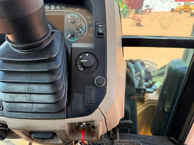 2017-john-deere-6120e-image-62