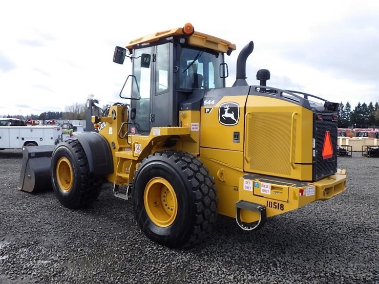 2023-deere-544p-image-5