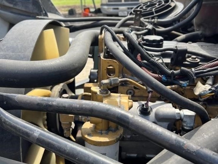 caterpillar-c7-image-8