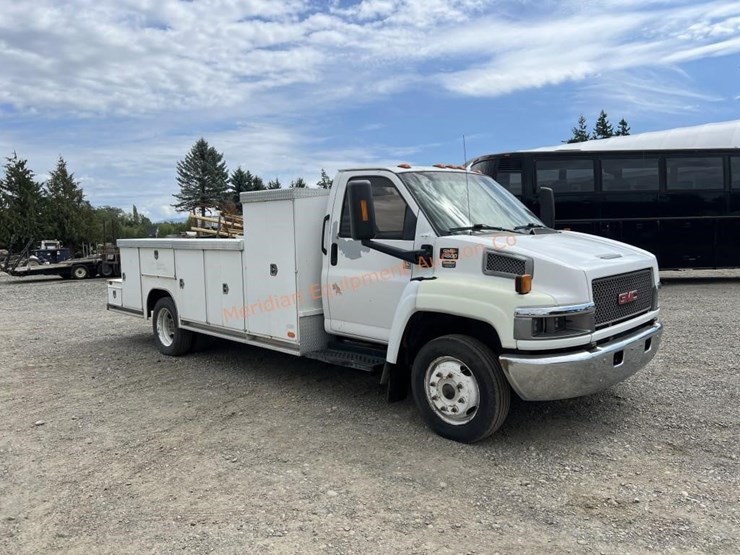 2004-gmc-topkick-c4500-image-7