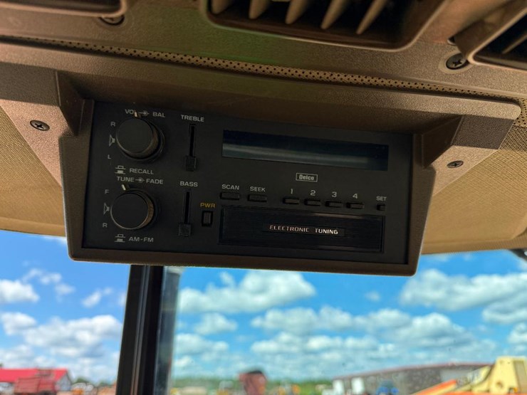1990-john-deere-4055-image-47