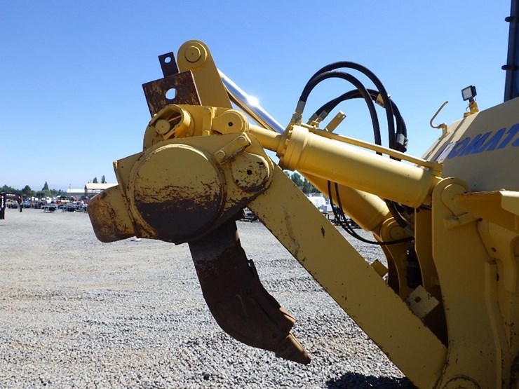 2007-komatsu-d155ax-6-image-29