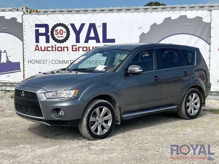 2011-mitsubishi-outlander-image-1
