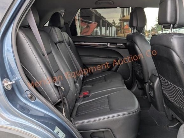 2014-kia-sorento-image-29