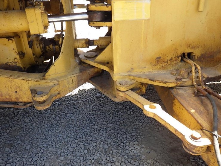 1986-caterpillar-825c-image-19