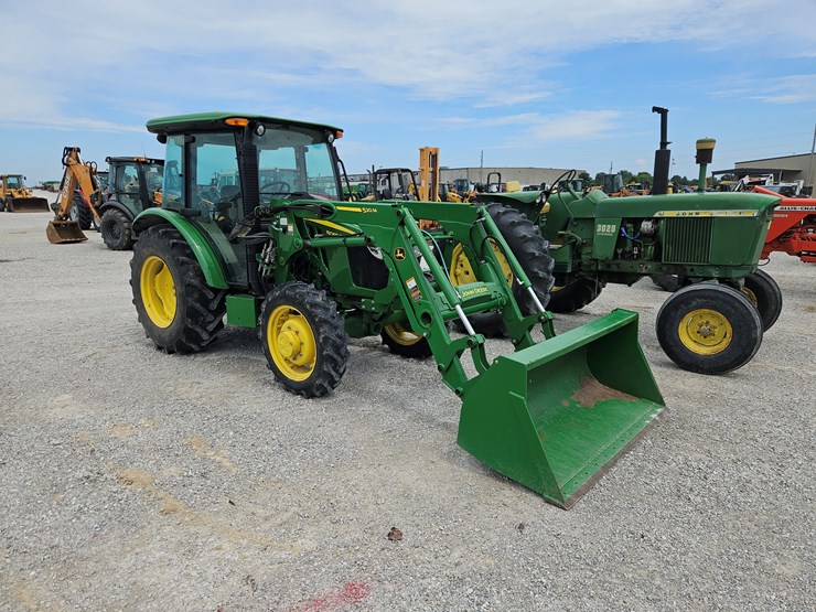 2019-john-deere-5065e-image-1