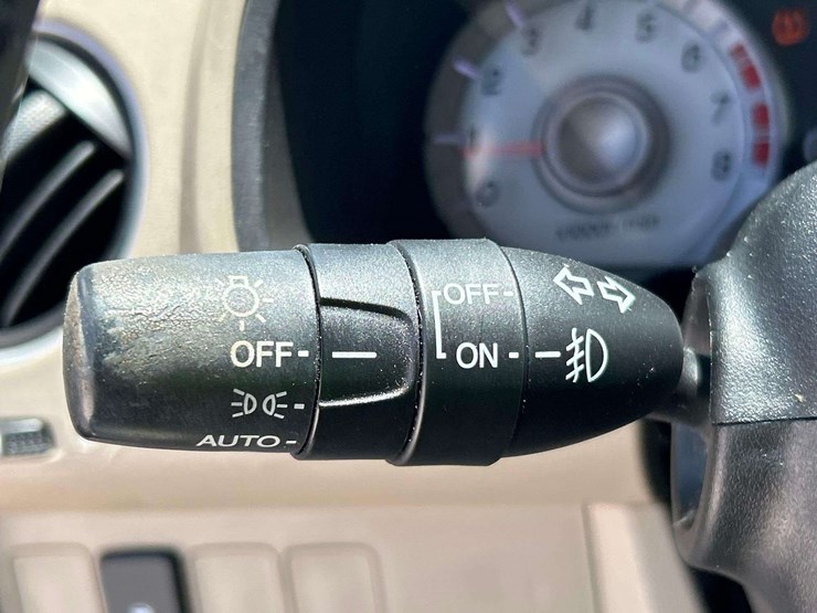 2012-honda-pilot-image-16