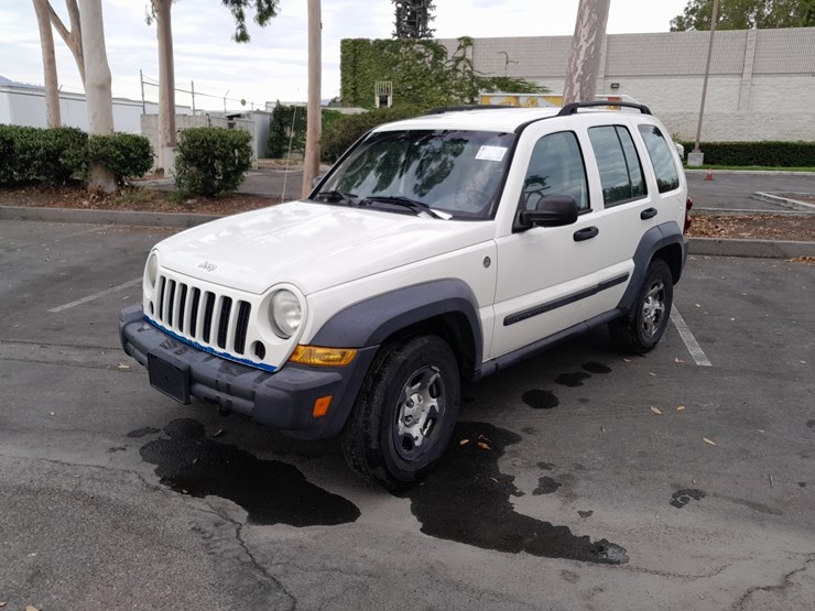2006-jeep-liberty-image-2