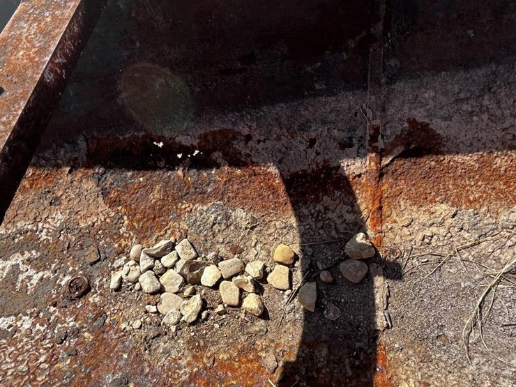 l3--metal-trough-on-skid-image-4
