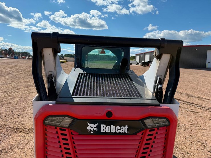 2020-bobcat-s76-image-24