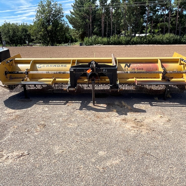 #9028 • Newhouse 15' U1530 Shredder