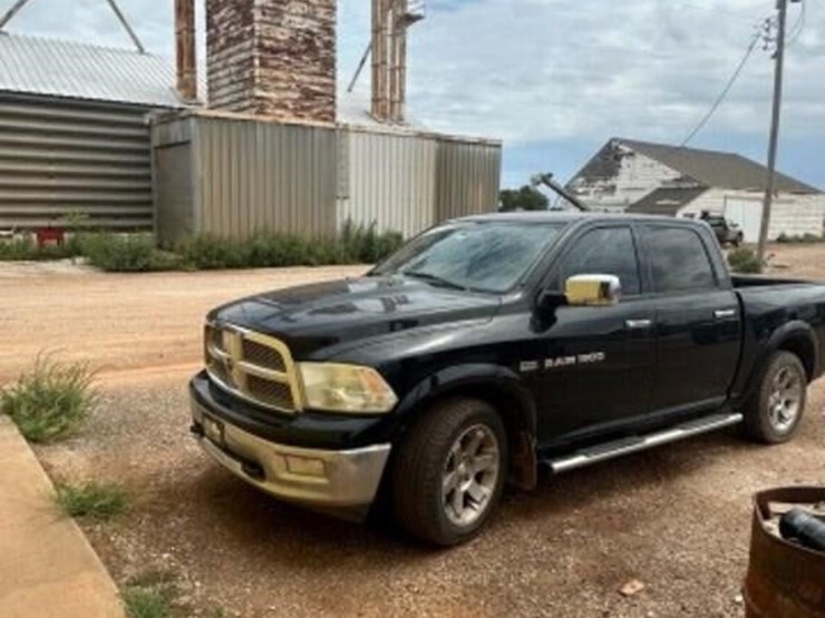 2012-dodge-1500-image-3