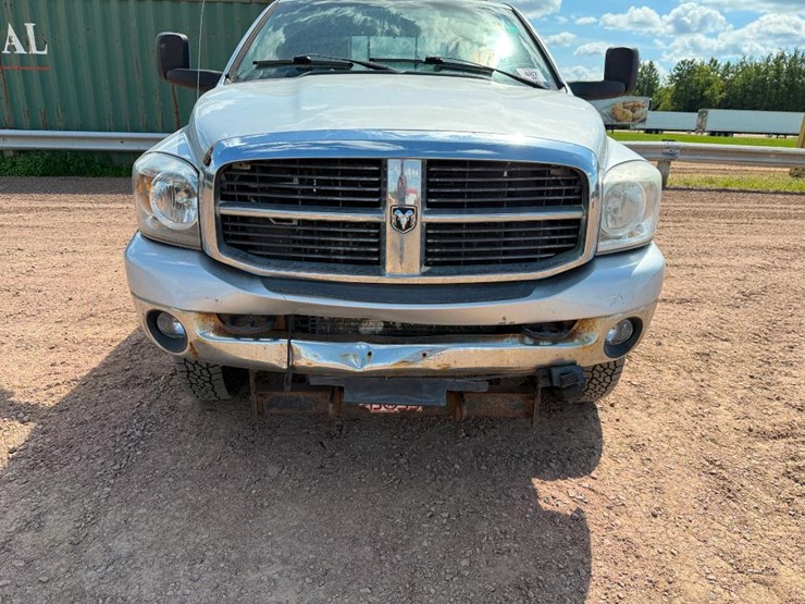 2007-dodge-ram-3500-image-15